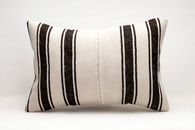 Kilim Pillow, 16x24 in. (KW40601552)