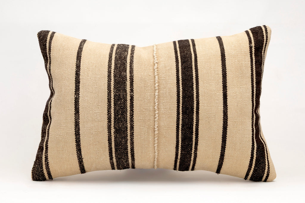 Kilim Pillow, 16x24 in. (KW40601960)
