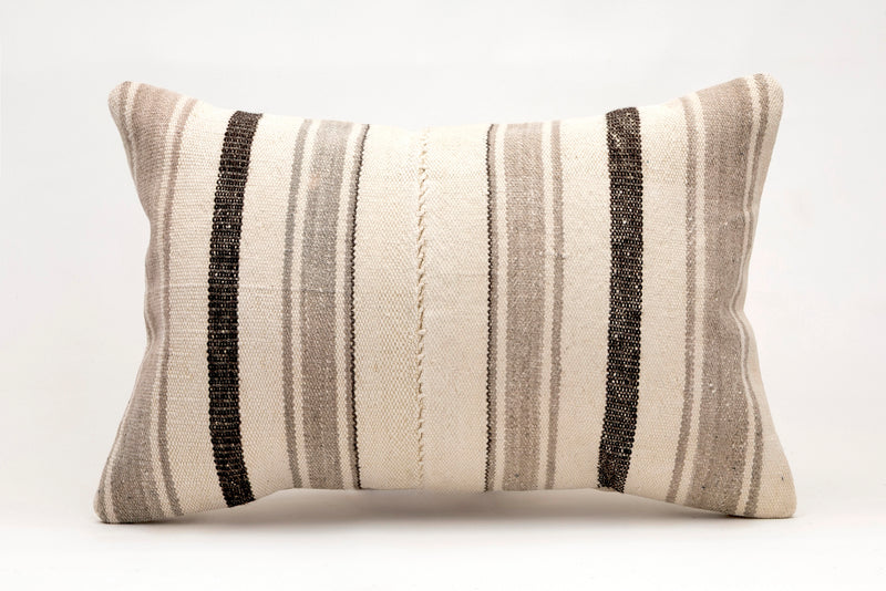 Kilim Pillow, 16x24 in. (KW40601981)