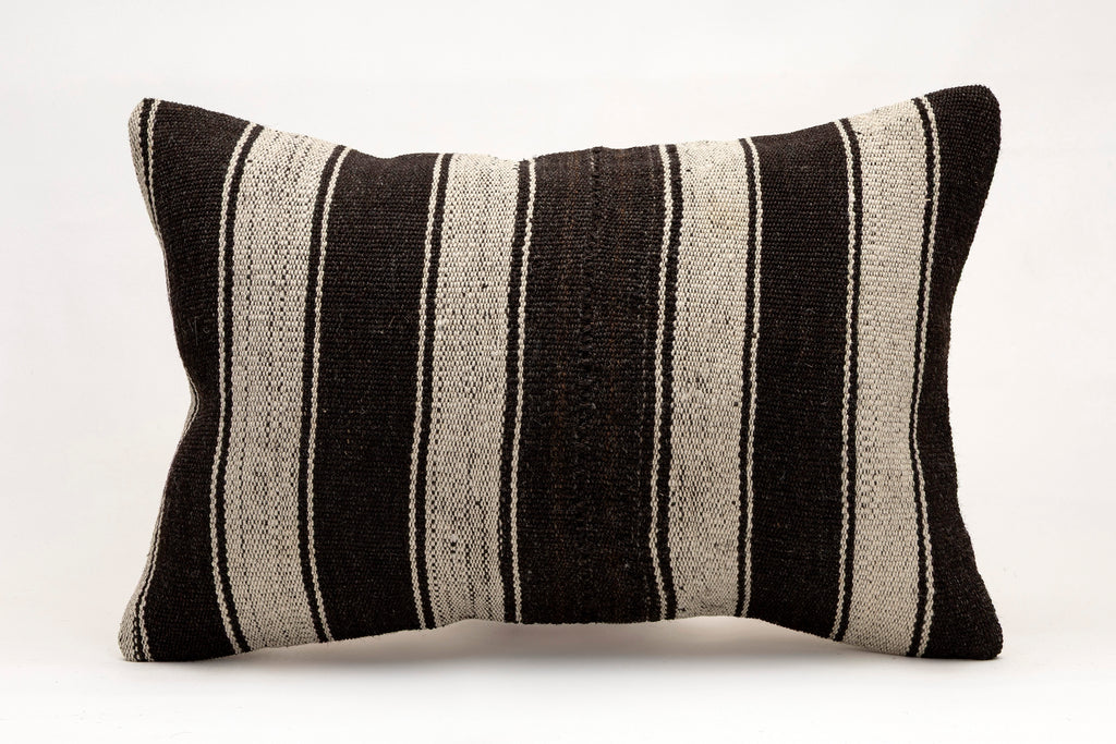 Kilim Pillow, 16x24 in. (KW40601989)