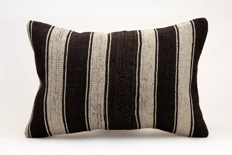 Kilim Pillow, 16x24 in. (KW40601989)