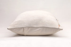 20"x20" Hemp Pillow (KW50501814)