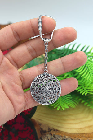 Handmade Filigree Sterling Silver Keychain (NG201022680)