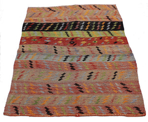 3'11"x4'5" Balikesir Kilim Rug (KW04367)