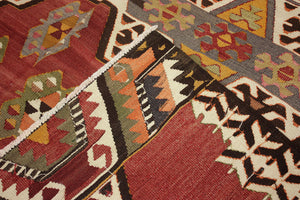 5'9"x10'9" Mersin Kilim Rug (KW130029)