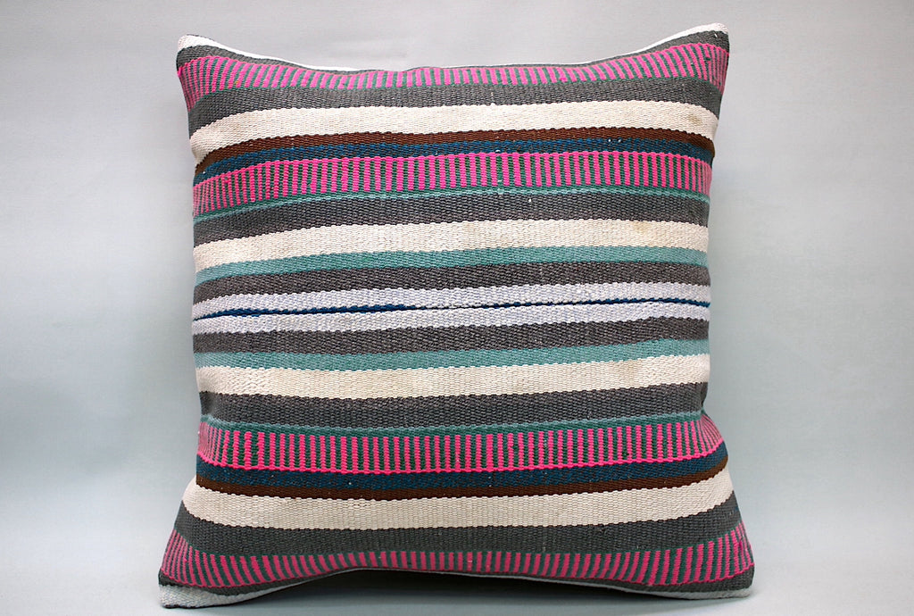 20"x20" Hemp Pillow (KW50501539)