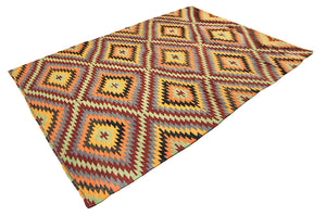 5'3"x8'6" Çal Kilim Rug (KW150445)