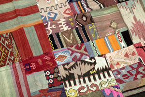 5.4x7.7 ft. Patchwork Kilim Rug (KW190083)