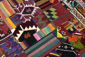 5.5x7.6 ft. Patchwork Kilim Rug (KW190144)