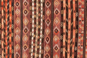 7.1x9.8 ft. Mut Kilim Rug (KW170500)