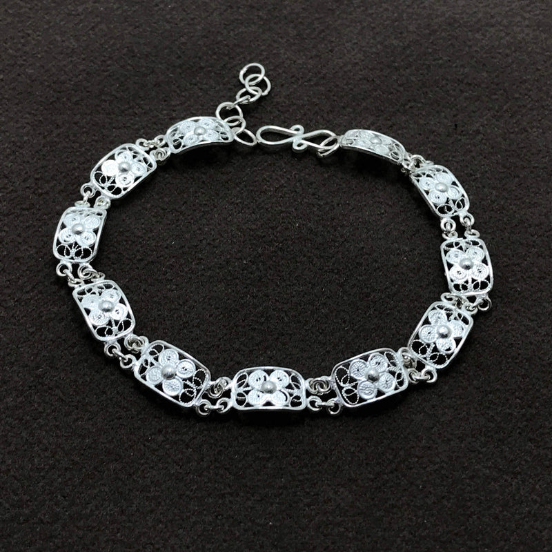 Floral Model Authentic Handmade Filigree Silver Bracelet (NG201013796)