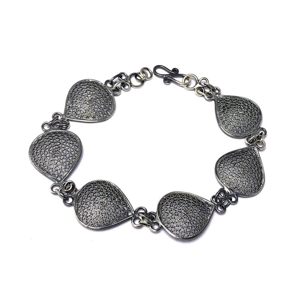 Drop Model Handmade Filigree Oxidized Silver Bracelet (NG201014595)