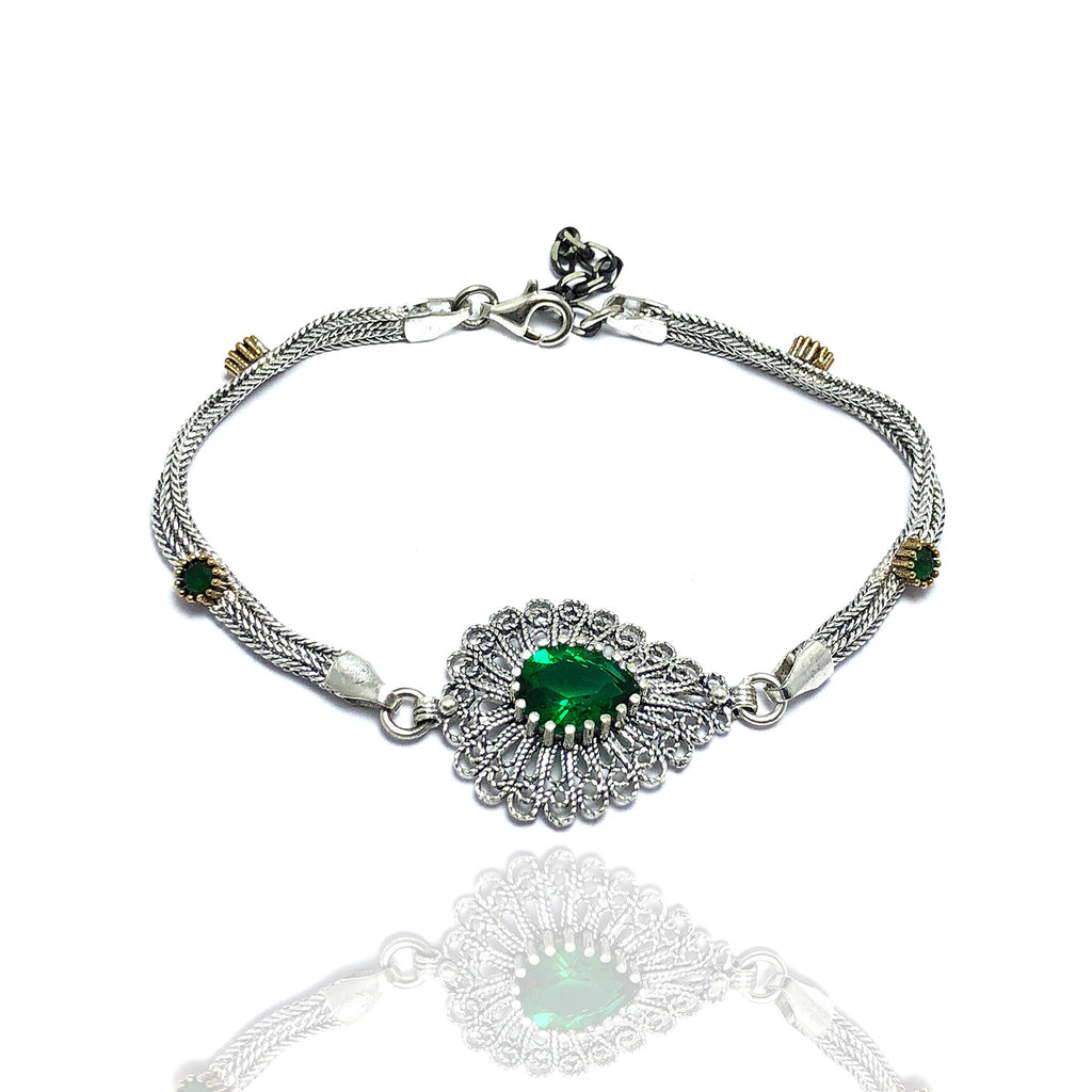 Drop Model Handmade Filigree Silver Bracelet With Emerald (NG201014811)