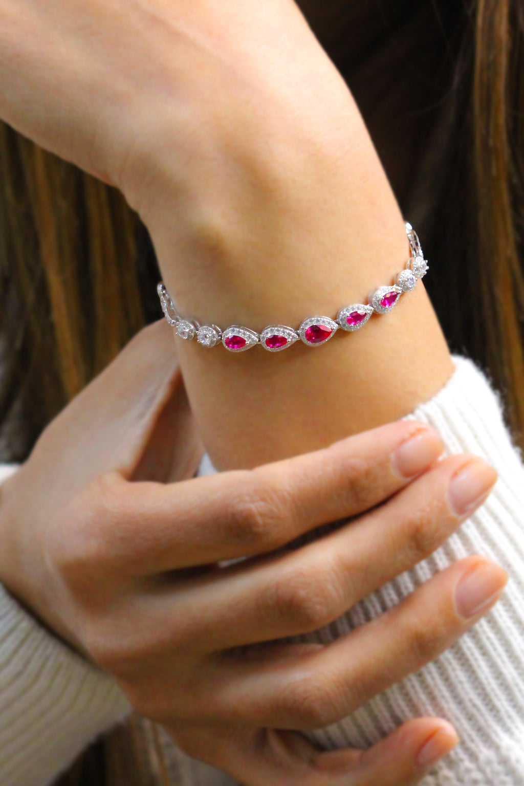 Drop Model Authentic Silver Bracelet With Ruby and Zircon (NG201015157)