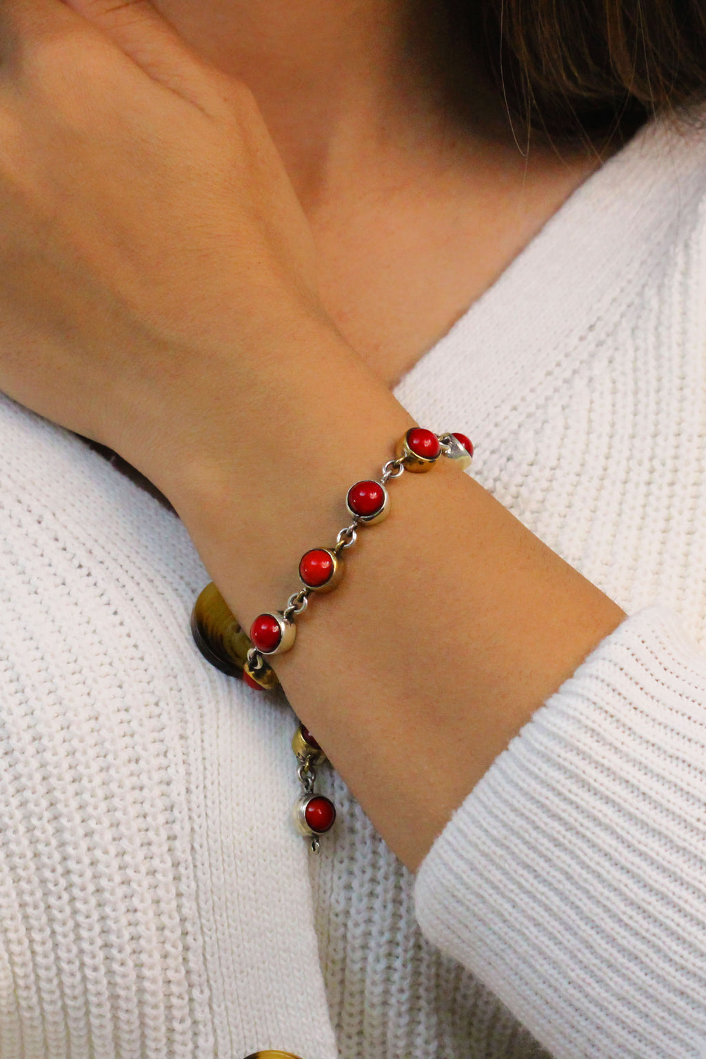 Authentic Handmade Sterling Silver Bracelet With Coral (NG201015737)