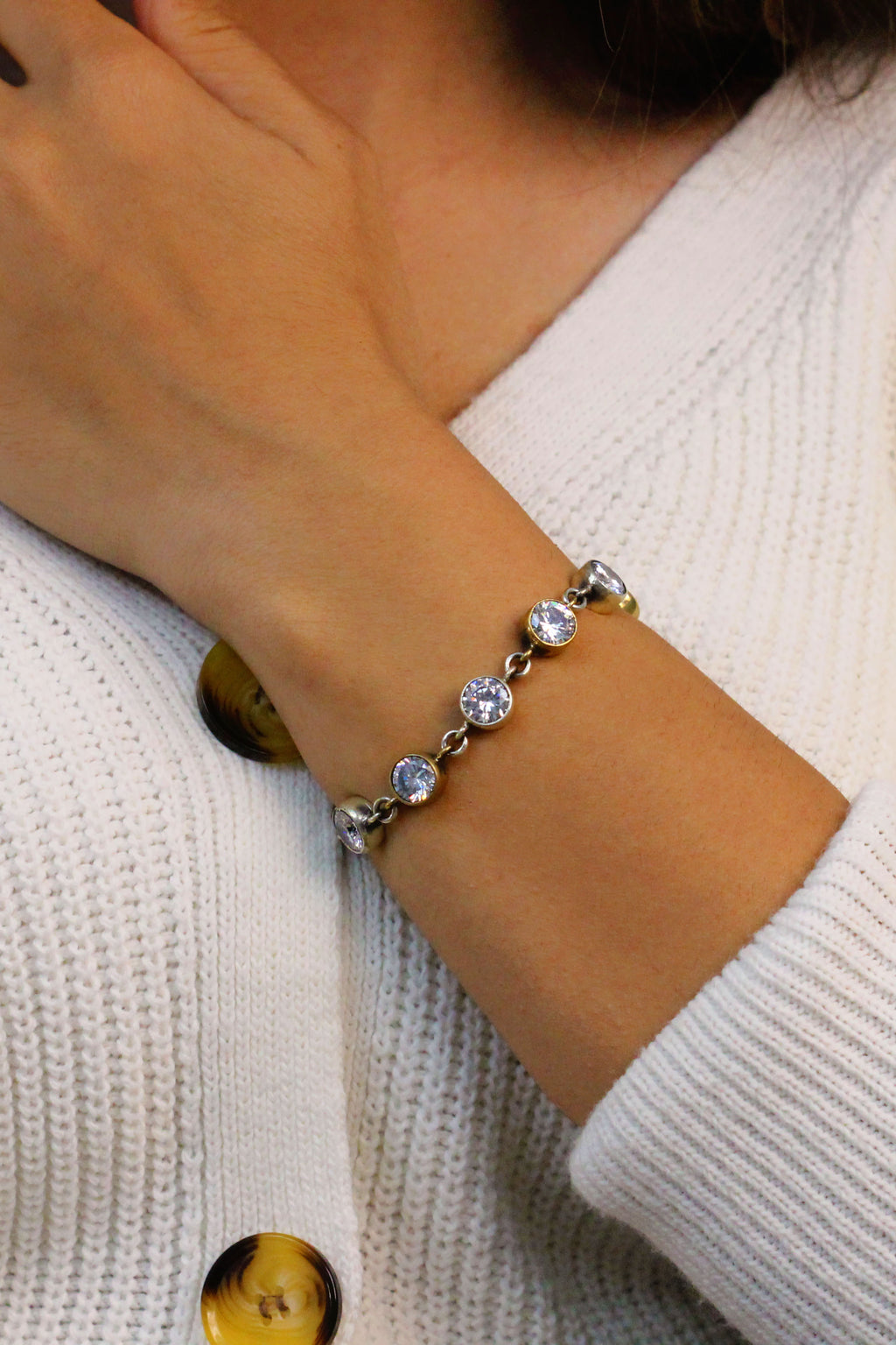 Authentic Handmade Sterling Silver Bracelet With Zircon (NG201015740)