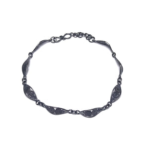 Leaf Model Handmade Oxidized Filigree Silver Bracelet (NG201017256)