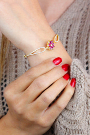 Floral Model Handmade Silver Bracelet With Ruby (NG201021211)