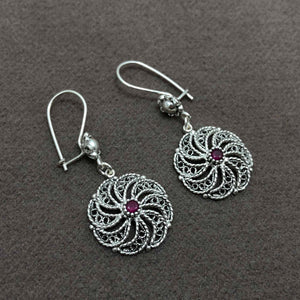 Round Model Filigree Earrings With Ruby (NG201012939)