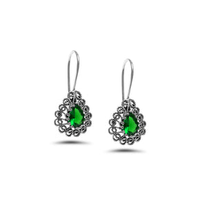 Drop Model Handmade Filigree Silver Earrings With Emerald (NG201012941)