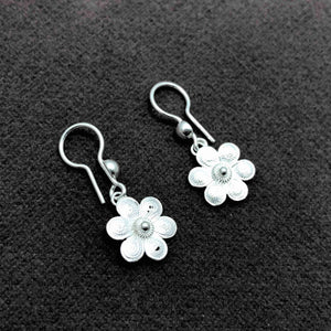 Floral Model Filigree Handmade Silver Earrings (NG201013379)