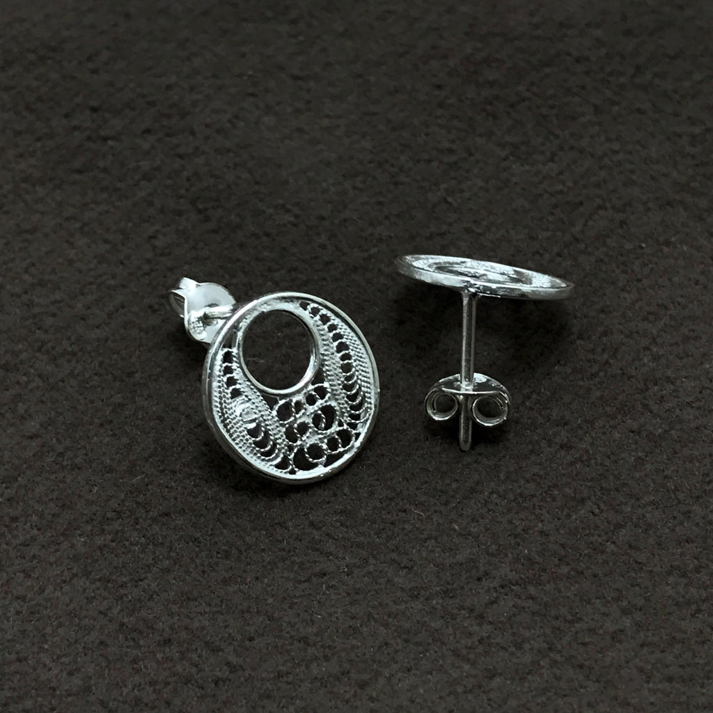 Round Model Filigree Handmade Silver Earrings (NG201014333)