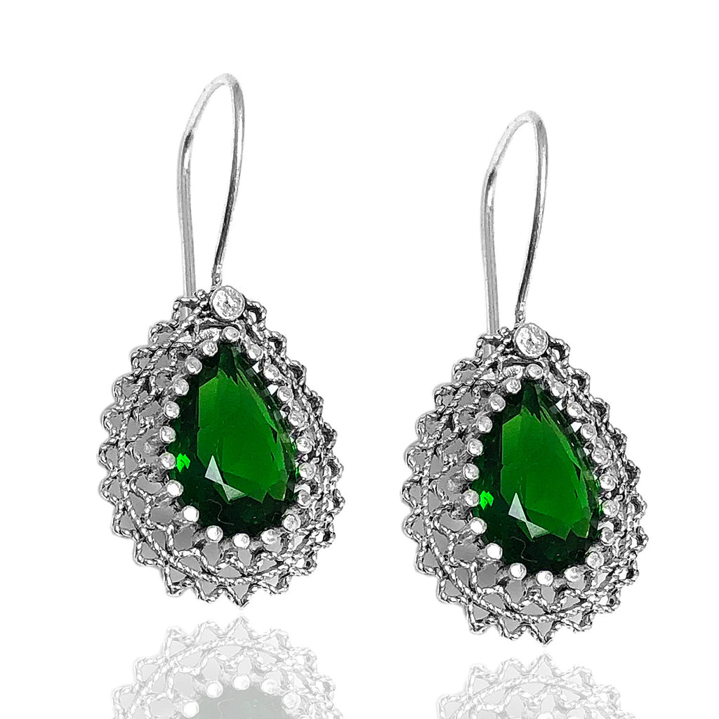 Drop Model Handmade Filigree Silver Earrings With Emerald (NG201014833)