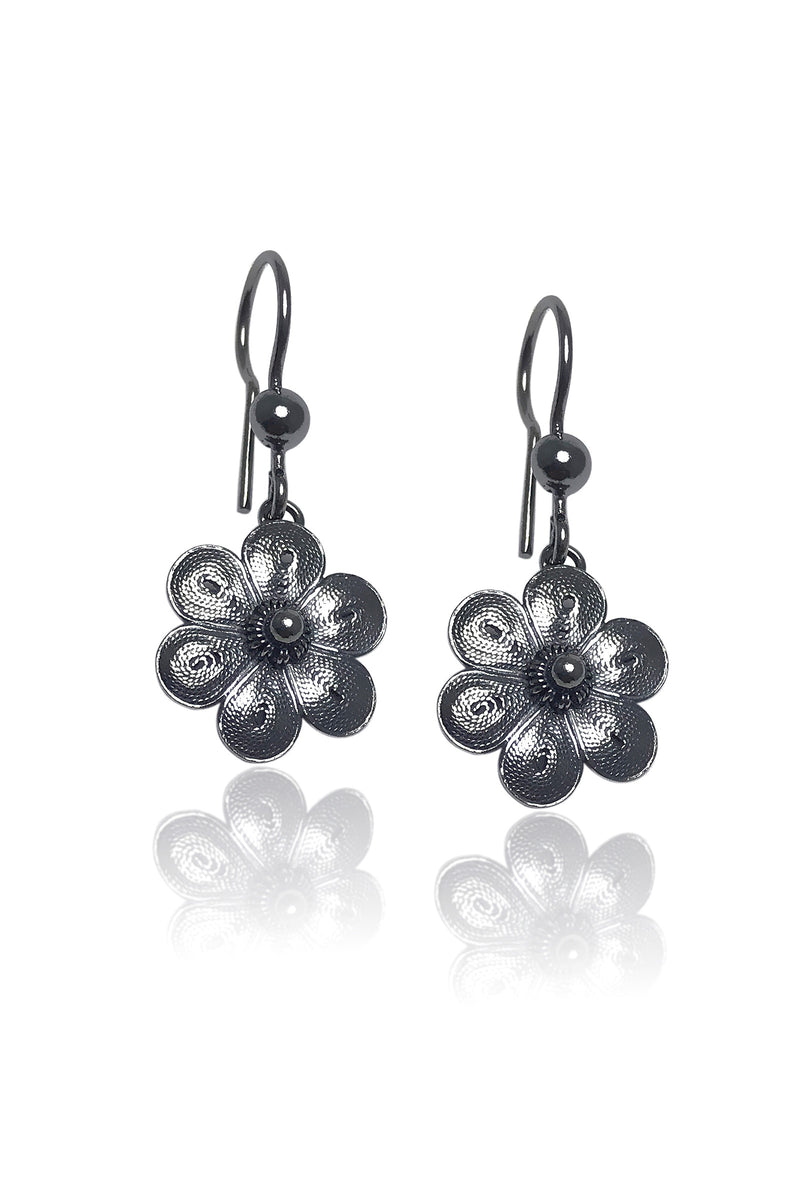 Floral Model Oxidized Filigree Silver Earrings (NG201017355)