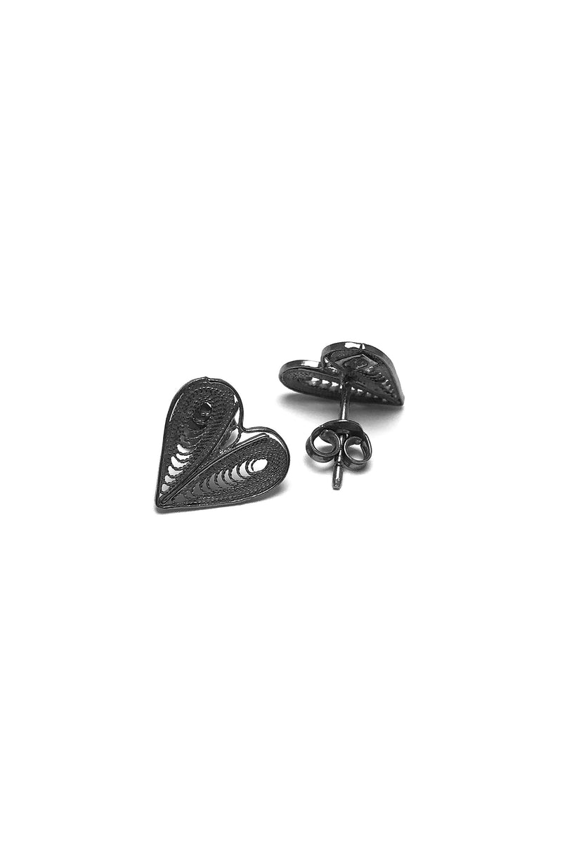 Heart Model Oxidized Filigree Silver Earrings (NG201017388)