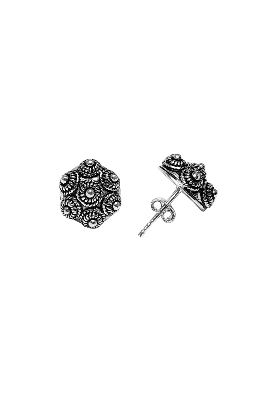 Coriander Floral Model Oxidized Filigree Silver Earrings (NG201019164)