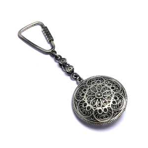Handmade Filigree Sterling Silver Keychain (NG201014808)
