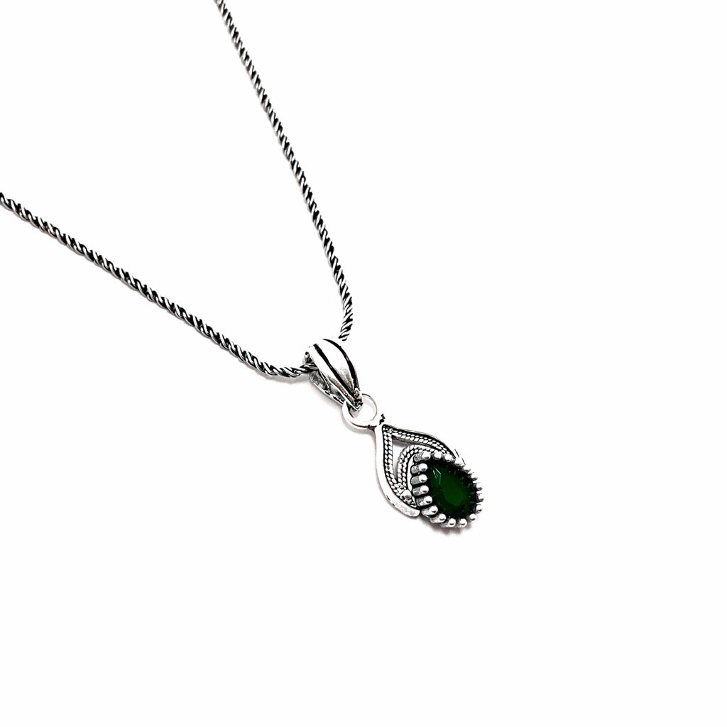Drop Model Authentic Filigree Silver Necklace With Emerald (NG201013455)