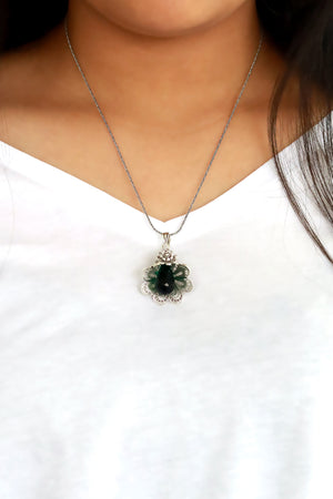 Lily Model Authentic Filigree Silver Necklace With Emerald (NG201019397)