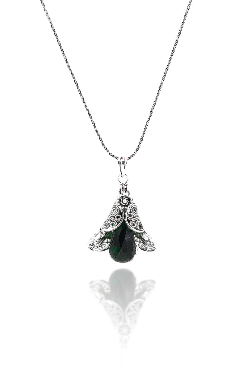 Lily Model Authentic Filigree Silver Necklace With Emerald (NG201019399)