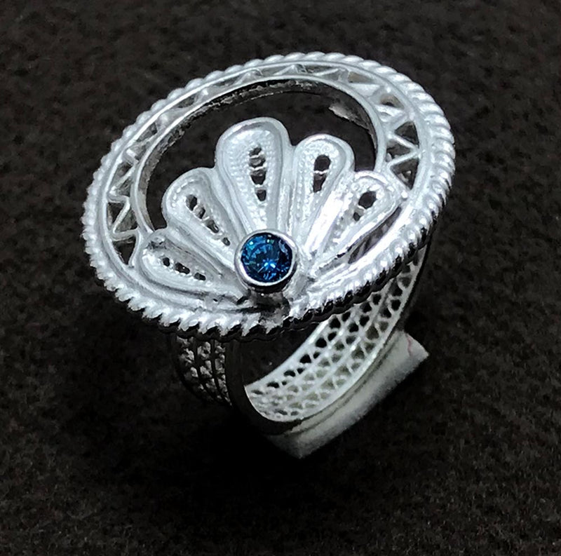 Leaf Model Handmade Filigree Silver Ring With Sapphire (NG201008463)