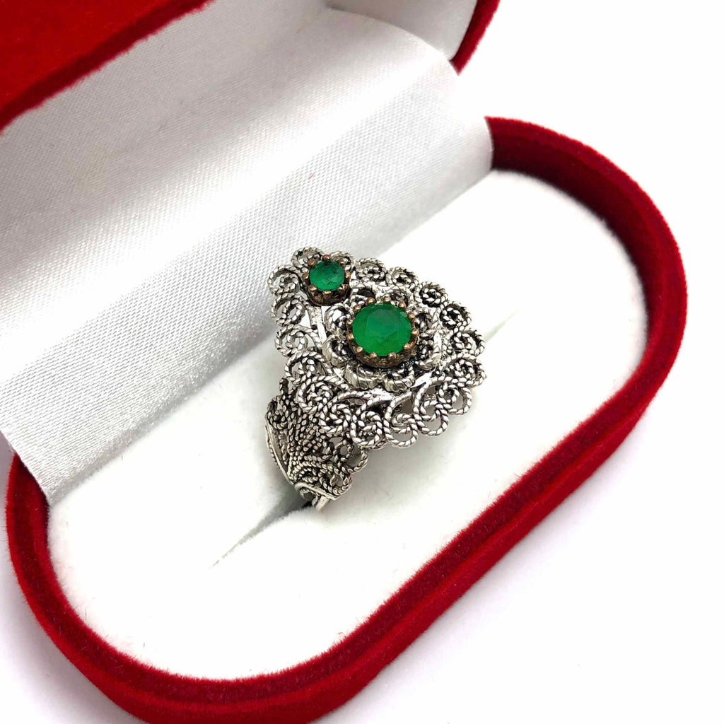 Drop Model Filigree Silver Ring With Emerald (NG201013543)