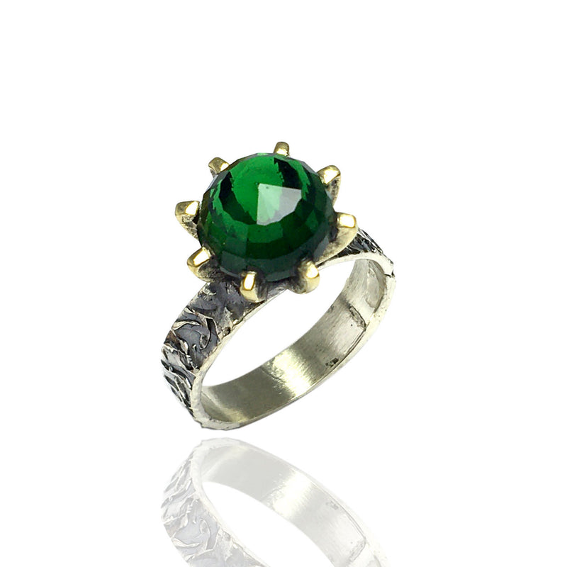 Authentic Handmade Silver Ring With Emerald (NG201015680)