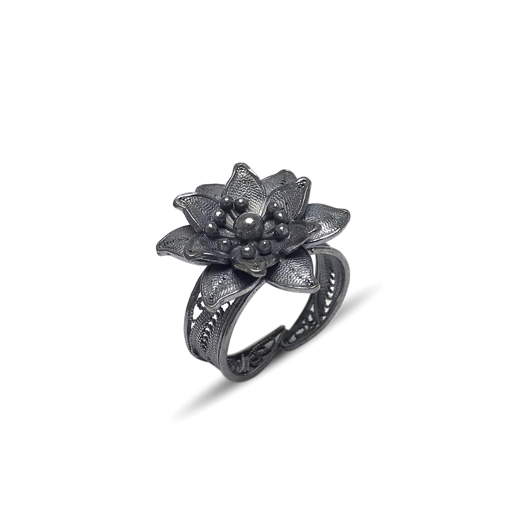 Floral Model Handmade Filigree Oxidized Silver Ring (NG201017270)