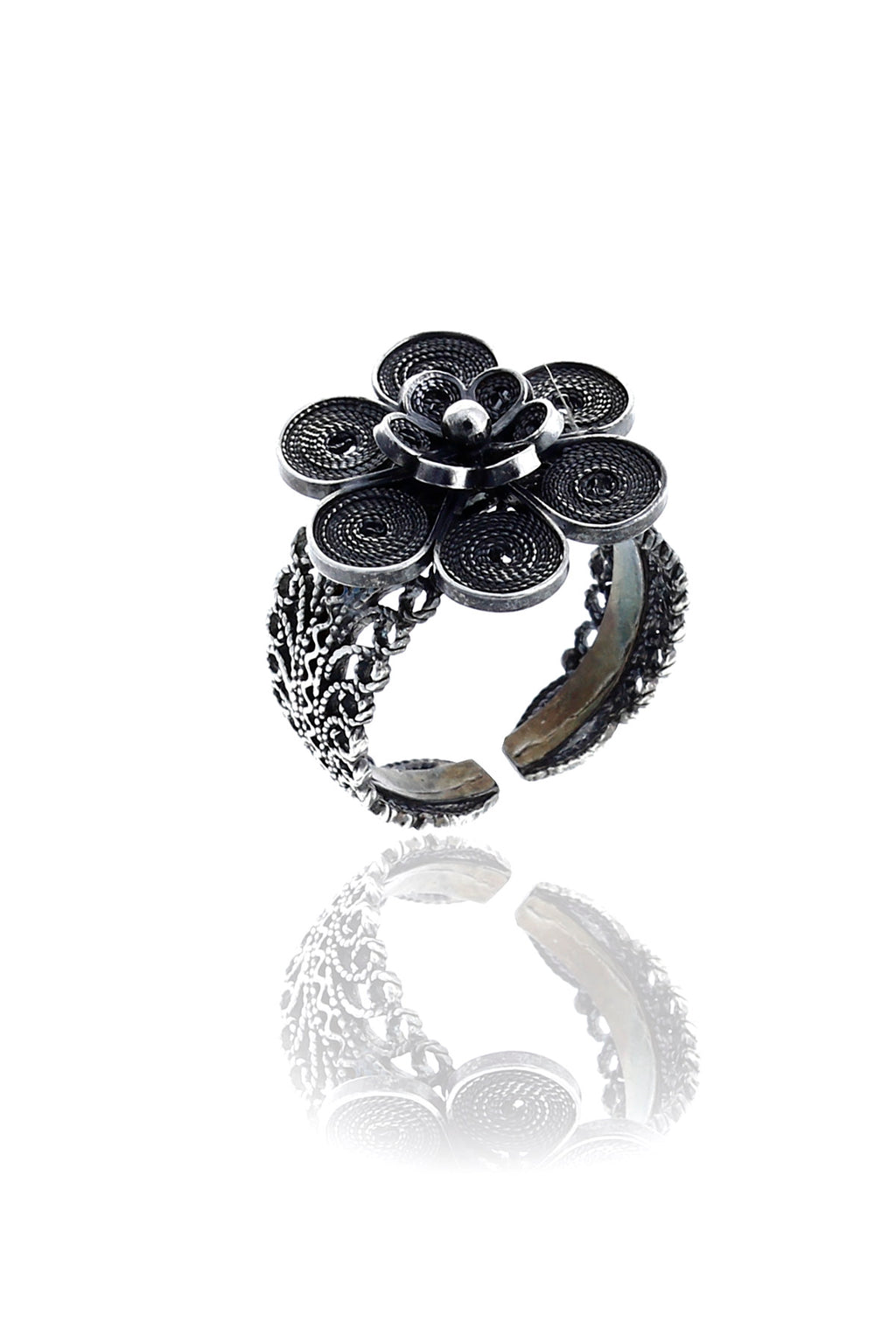 Floral Model Handmade Filigree Oxidized Silver Ring (NG201017544)