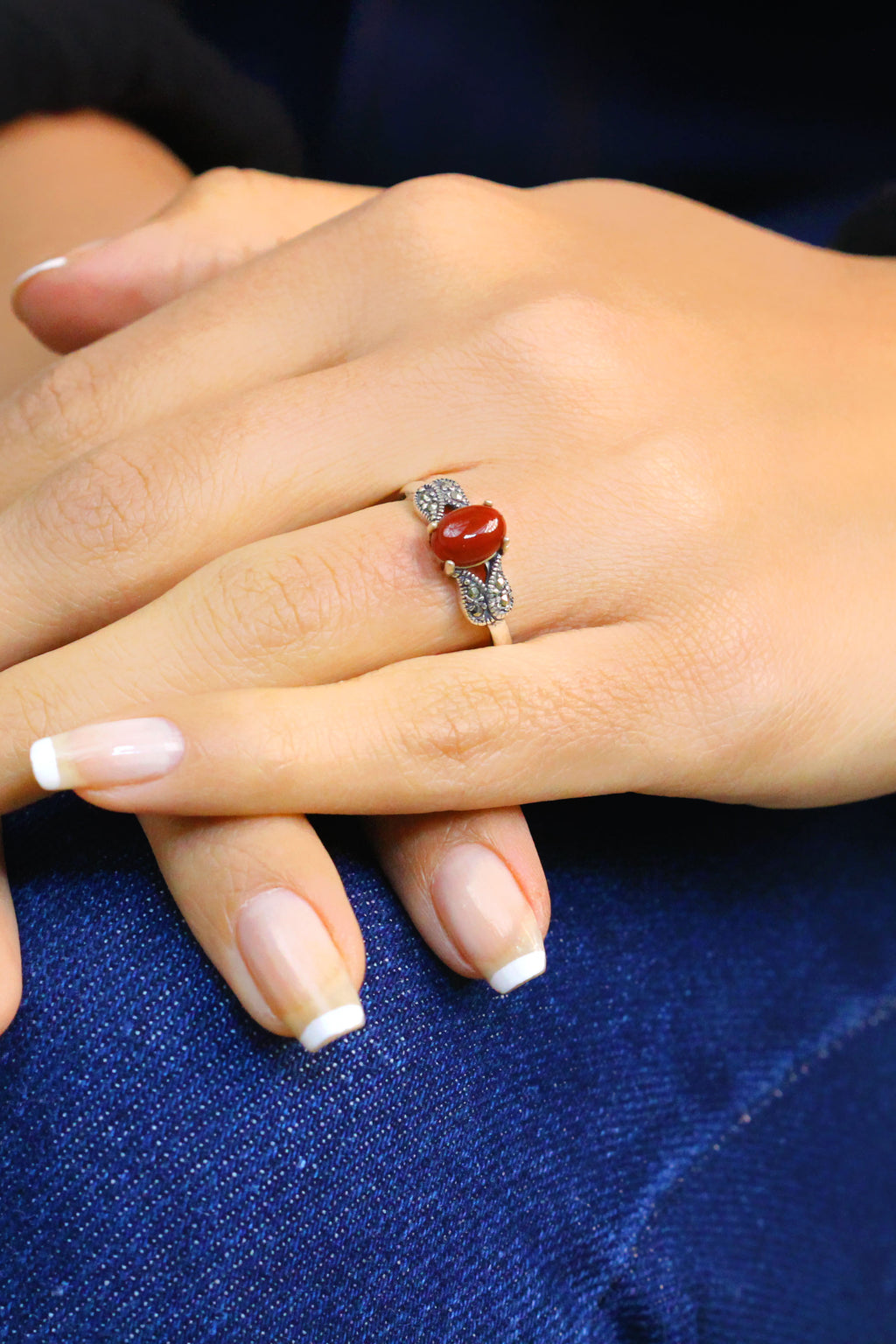 Authentic Silver Ring With Agate and Marcasite (NG201017977)