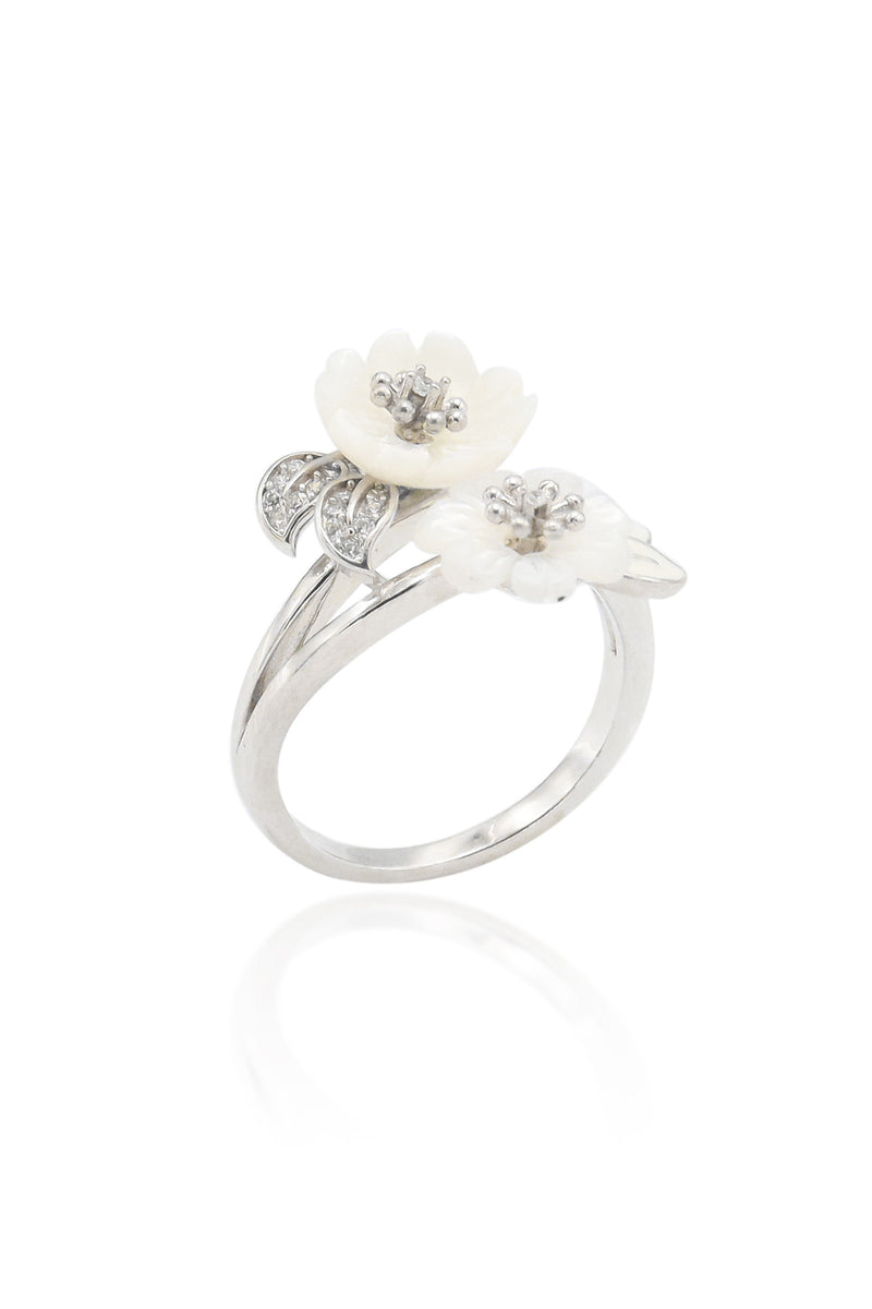 Floral Model Silver Ring With Mother of Pearl (NG201019726)