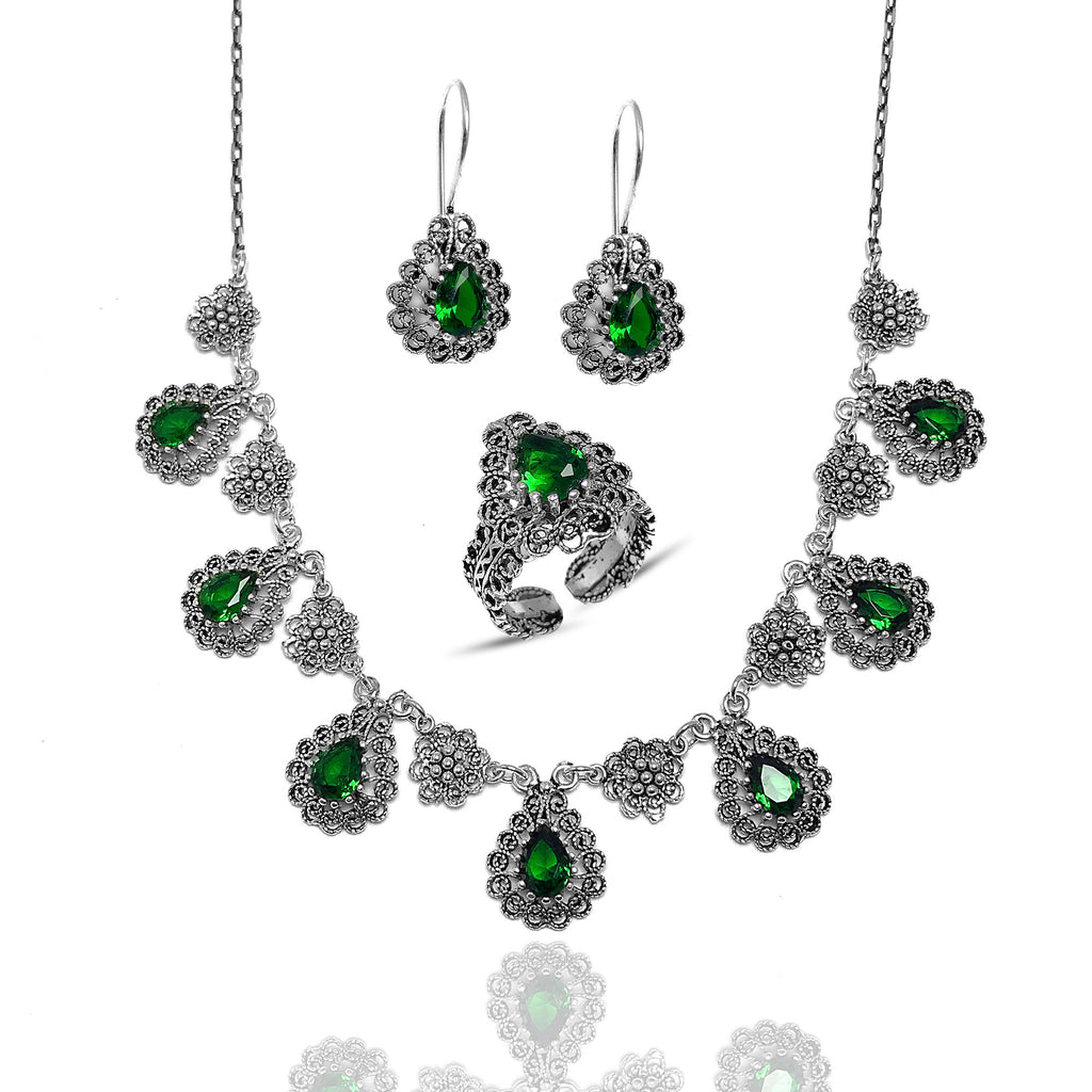 Drop Model Filigree Silver Triple Jewelry Set With Emerald (NG201021805)