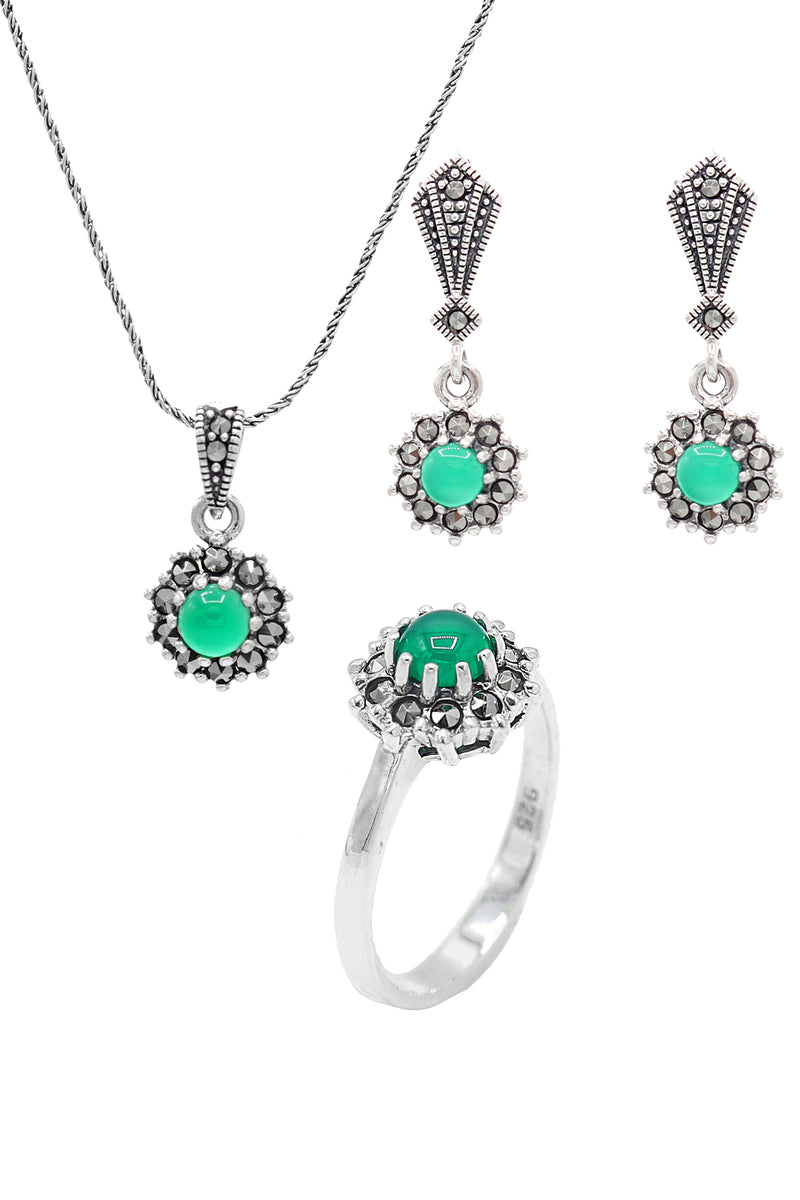 Floral Model Silver Triple Jewelry Set With Emerald (NG201021933)